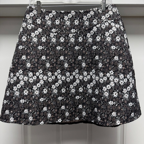 Tuckernuck Floral Black and White A Line Skirt - Picture 5 of 12